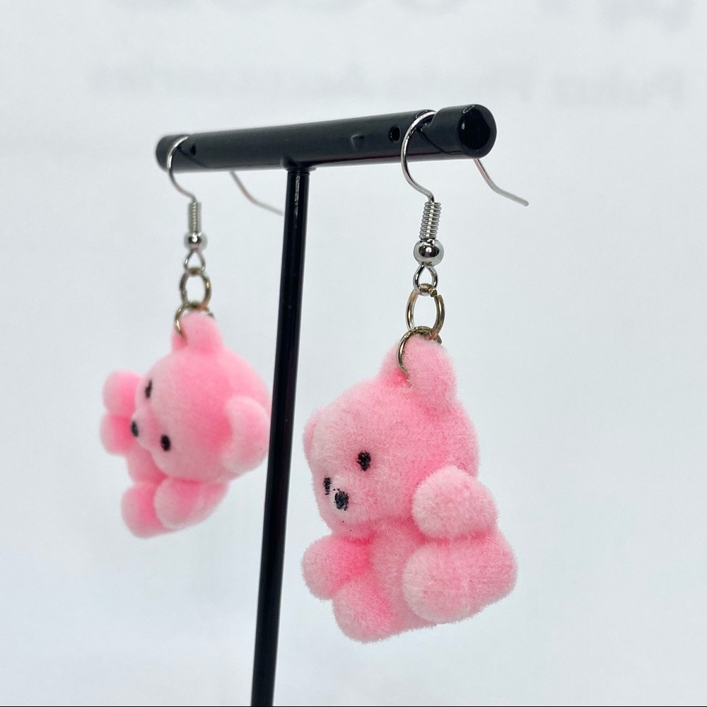 Fuzzy pink teddy bear earrings - Picture 2 of 4